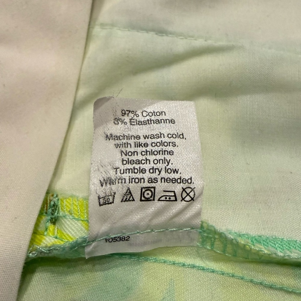 J. Crew Chino Shorts Mid Rise Floral Green Yellow Cotton Women Size 10 Like New - Picture 9 of 12
